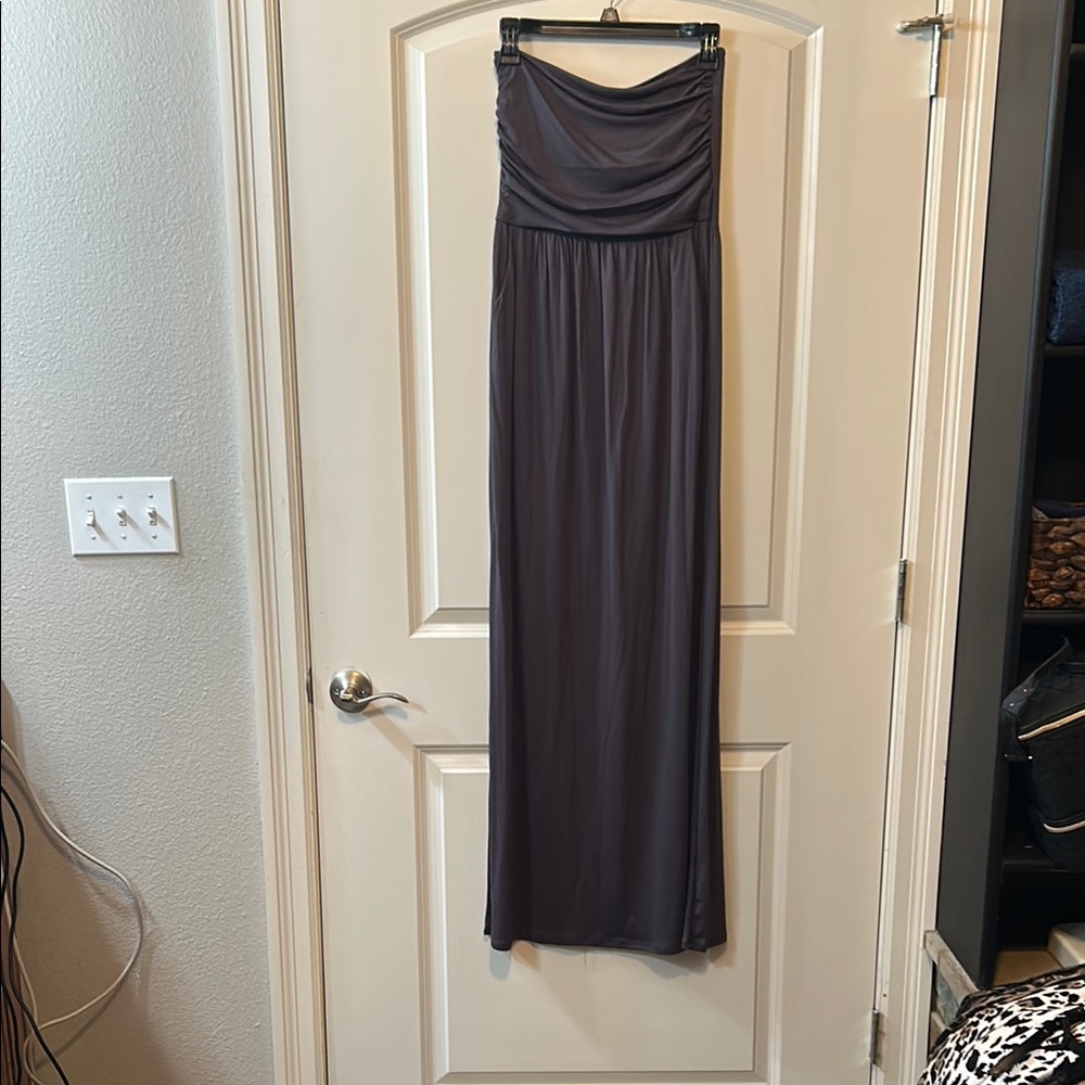 Zenana Outfitter Strapless Gray Maxi Dress with pockets size s  never worn